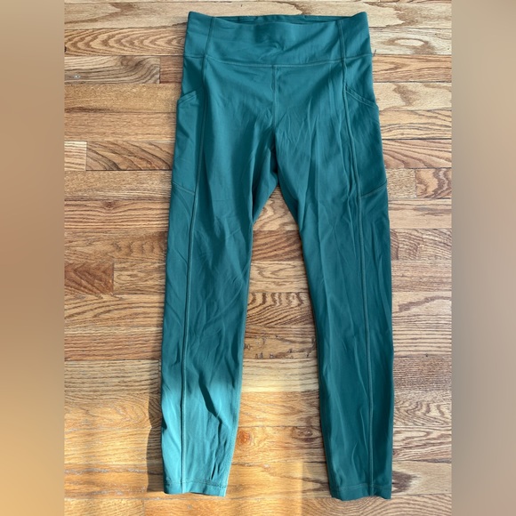 Green Lulu lemon leggings - Picture 1 of 3